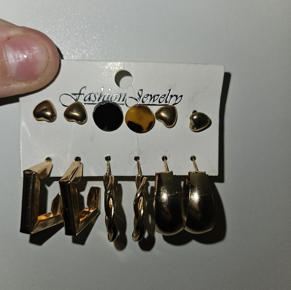 Pack of 6 earrings - Picture 3 of 3